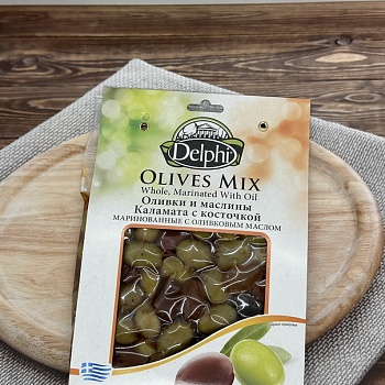 Оливки и маслины Каламата с косточкой маринованные с оливковковым маслом DELPHI 250г